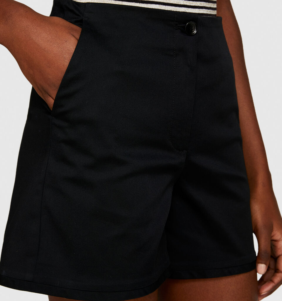 Regular fit shorts - women's shorts - Black | Sisley image number 5